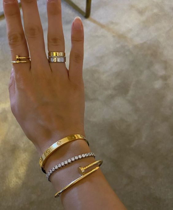 18K GOLD NAIL BRACELET